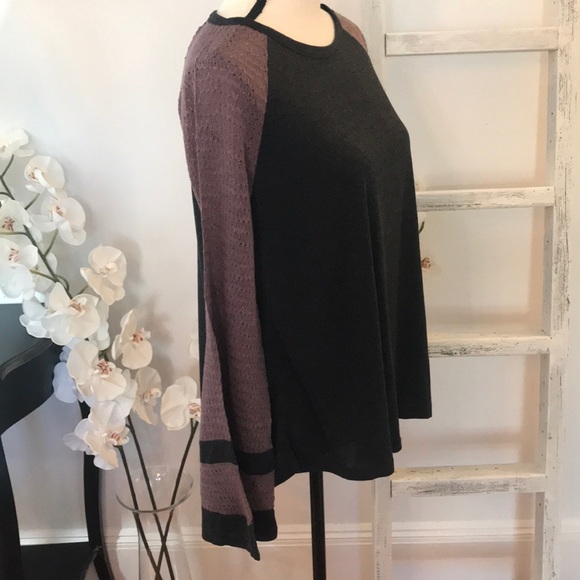 Jersey Top with Bell Sleeves - Picture 6 of 8